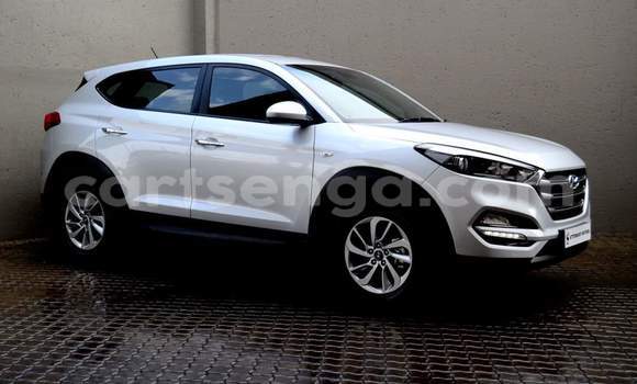 Acheter Occasion Voiture Hyundai Tucson Blanc à Mbabane, Manzini Acheter Occasion Voiture Hyundai Tucson Blanc à Mbabane, Manzini