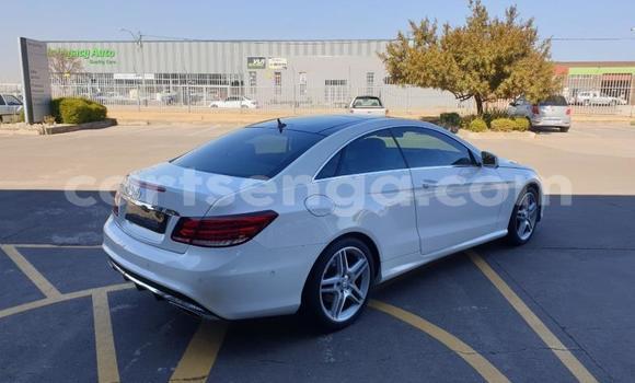 Buy Used Mercedes‒Benz E–Class White Car in Manzini in Manzini Buy Used Mercedes‒Benz E–Class White Car in Manzini in Manzini