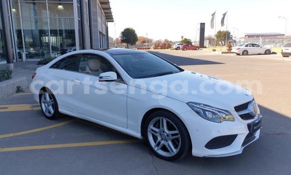 Buy Used Mercedes‒Benz E–Class White Car in Manzini in Manzini Buy Used Mercedes‒Benz E–Class White Car in Manzini in Manzini
