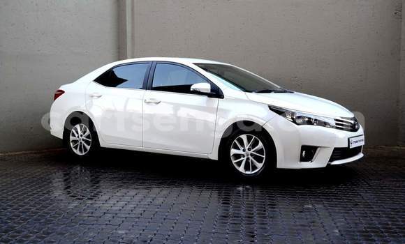 Buy Used Toyota Corolla White Car in Nhlangano in Shiselweni District Buy Used Toyota Corolla White Car in Nhlangano in Shiselweni District