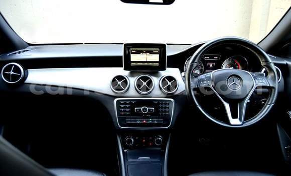 Acheter Occasion Voiture Mercedes‒Benz CLA-klasse Blanc à Mbabane, Manzini Acheter Occasion Voiture Mercedes‒Benz CLA-klasse Blanc à Mbabane, Manzini