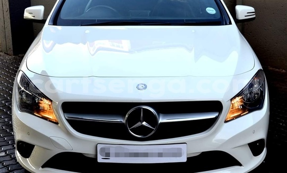 Acheter Occasion Voiture Mercedes‒Benz CLA-klasse Blanc à Mbabane, Manzini Acheter Occasion Voiture Mercedes‒Benz CLA-klasse Blanc à Mbabane, Manzini