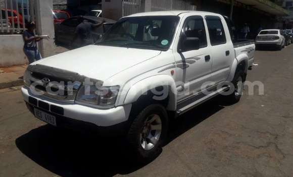 Buy Used Toyota Hilux White Car in Mbabane in Manzini Buy Used Toyota Hilux White Car in Mbabane in Manzini