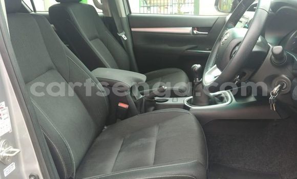 Buy Used Toyota Hilux Silver Car in Ezulwini in Hhohho Buy Used Toyota Hilux Silver Car in Ezulwini in Hhohho