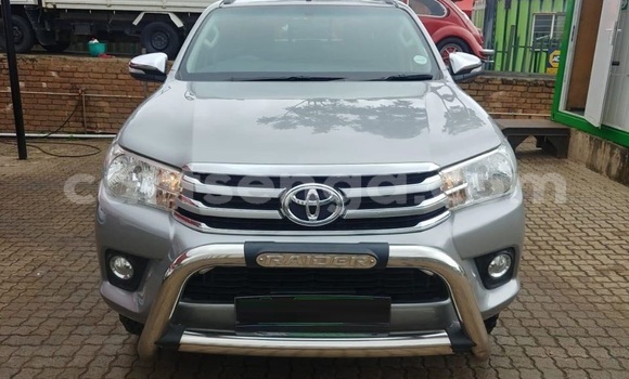 Buy Used Toyota Hilux Silver Car in Ezulwini in Hhohho Buy Used Toyota Hilux Silver Car in Ezulwini in Hhohho