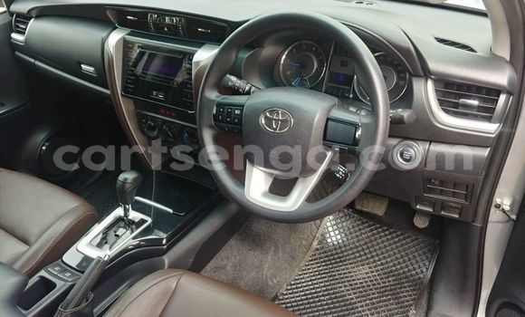 Acheter Occasion Voiture Toyota Fortuner Gris à Ezulwini, Hhohho Acheter Occasion Voiture Toyota Fortuner Gris à Ezulwini, Hhohho