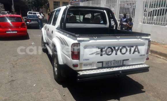 Buy Used Toyota Hilux White Car in Mbabane in Manzini Buy Used Toyota Hilux White Car in Mbabane in Manzini