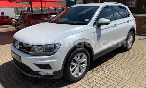 Acheter Occasion Voiture Volkswagen Tiguan Blanc à Manzini, Manzini Acheter Occasion Voiture Volkswagen Tiguan Blanc à Manzini, Manzini