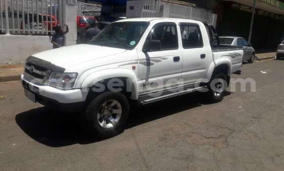 Buy Used Toyota Hilux White Car in Mbabane in Manzini Buy Used Toyota Hilux White Car in Mbabane in Manzini