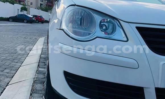 Buy Used Volkswagen Polo White Car in Nhlangano in Shiselweni District Buy Used Volkswagen Polo White Car in Nhlangano in Shiselweni District