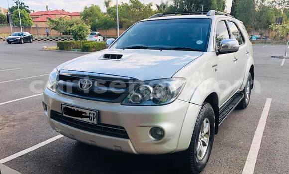 Acheter Occasion Voiture Toyota Fortuner Gris à Manzini, Manzini Acheter Occasion Voiture Toyota Fortuner Gris à Manzini, Manzini