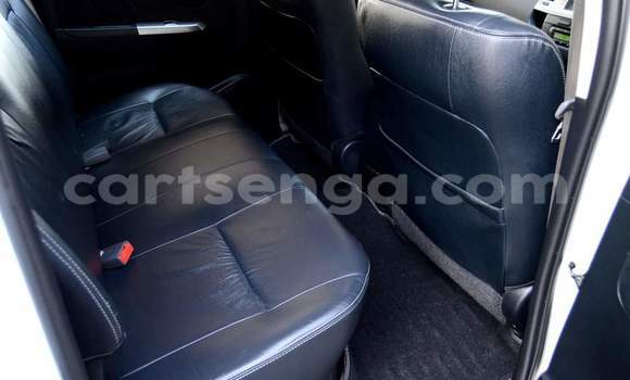 Buy Used Toyota Hilux White Car in Mbabane in Manzini Buy Used Toyota Hilux White Car in Mbabane in Manzini