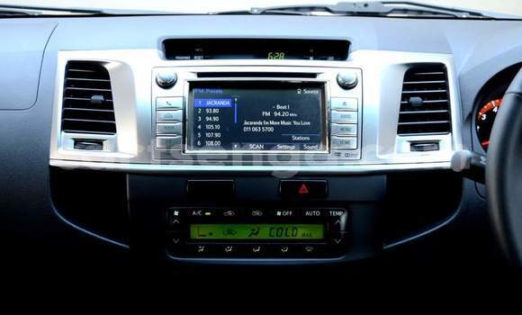 Buy Used Toyota Hilux White Car in Mbabane in Manzini Buy Used Toyota Hilux White Car in Mbabane in Manzini