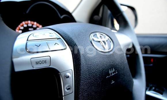 Buy Used Toyota Hilux White Car in Mbabane in Manzini Buy Used Toyota Hilux White Car in Mbabane in Manzini