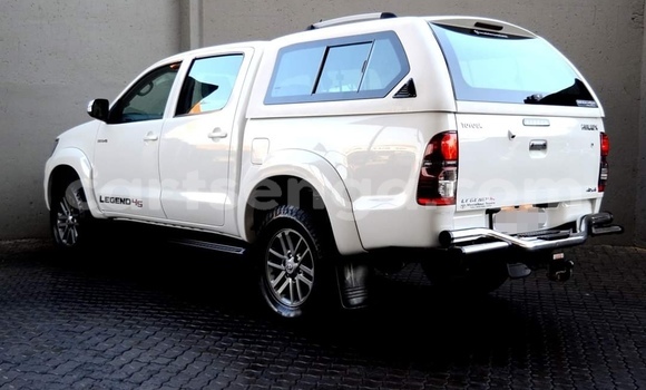 Buy Used Toyota Hilux White Car in Mbabane in Manzini Buy Used Toyota Hilux White Car in Mbabane in Manzini