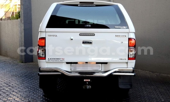 Buy Used Toyota Hilux White Car in Mbabane in Manzini Buy Used Toyota Hilux White Car in Mbabane in Manzini