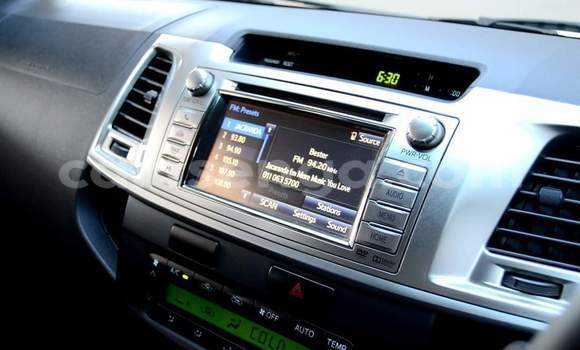 Buy Used Toyota Hilux White Car in Mbabane in Manzini Buy Used Toyota Hilux White Car in Mbabane in Manzini