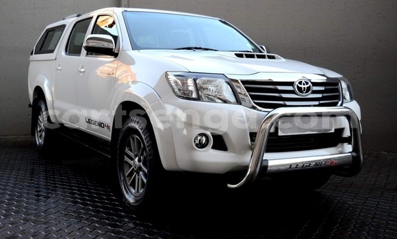 Buy Used Toyota Hilux White Car in Mbabane in Manzini Buy Used Toyota Hilux White Car in Mbabane in Manzini