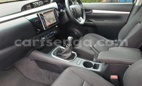 Acheter Occasion Voiture Toyota Hilux Gris à Mbabane, Manzini Acheter Occasion Voiture Toyota Hilux Gris à Mbabane, Manzini