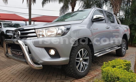 Acheter Occasion Voiture Toyota Hilux Gris à Mbabane, Manzini Acheter Occasion Voiture Toyota Hilux Gris à Mbabane, Manzini
