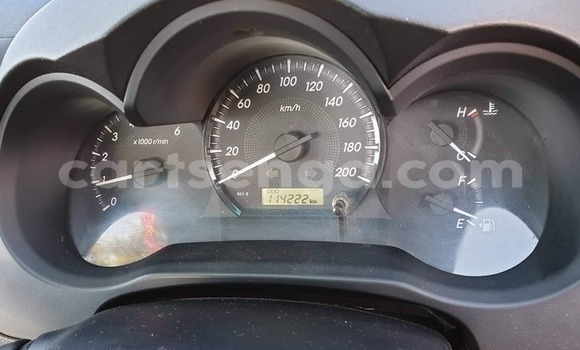 Buy Used Toyota Hilux White Car in Nhlangano in Shiselweni District Buy Used Toyota Hilux White Car in Nhlangano in Shiselweni District