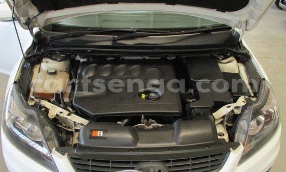 Nunua Ilio tumika Ford Focus White Gari ndani ya Ezulwini nchini Hhohho Nunua Ilio tumika Ford Focus White Gari ndani ya Ezulwini nchini Hhohho