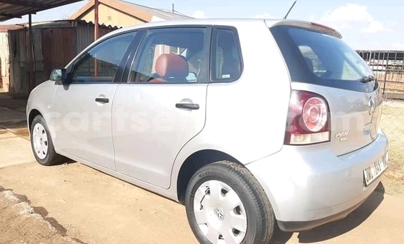 Acheter Occasion Voiture Volkswagen Polo Gris à Bulembu, Hhohho Acheter Occasion Voiture Volkswagen Polo Gris à Bulembu, Hhohho