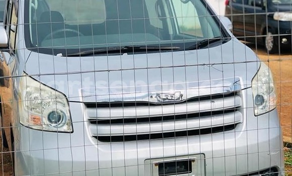 Buy Used Toyota Noah Silver Car in Bhunya in Manzini Buy Used Toyota Noah Silver Car in Bhunya in Manzini