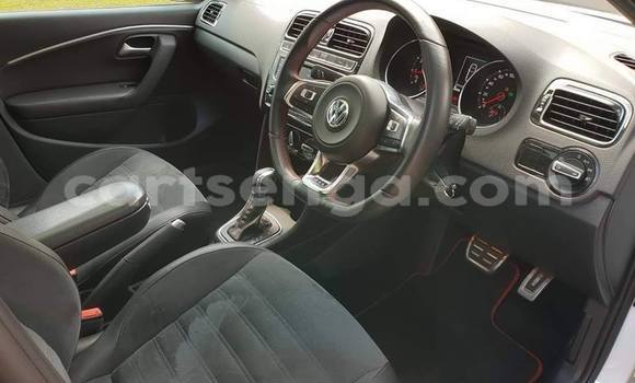 Nunua Ilio tumika Volkswagen Polo GTI White Gari ndani ya Manzini nchini Manzini Nunua Ilio tumika Volkswagen Polo GTI White Gari ndani ya Manzini nchini Manzini
