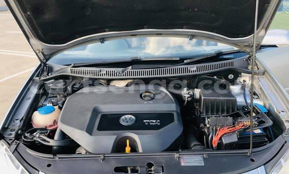 Acheter Occasion Voiture Volkswagen Polo Gris à Hlatikulu, Shiselweni District Acheter Occasion Voiture Volkswagen Polo Gris à Hlatikulu, Shiselweni District