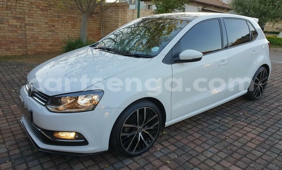 Acheter Occasion Voiture Volkswagen Polo Blanc à Manzini, Manzini Acheter Occasion Voiture Volkswagen Polo Blanc à Manzini, Manzini