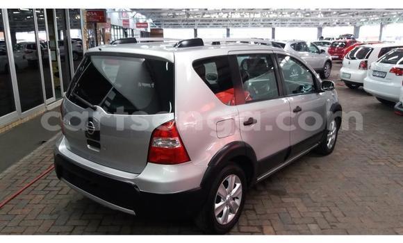 Nunua Ilio tumika Nissan Livina Silver Gari ndani ya Ezulwini nchini Hhohho Nunua Ilio tumika Nissan Livina Silver Gari ndani ya Ezulwini nchini Hhohho