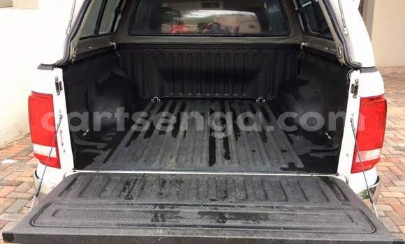Buy Used Volkswagen Amarok White Car in Mbabane in Manzini Buy Used Volkswagen Amarok White Car in Mbabane in Manzini