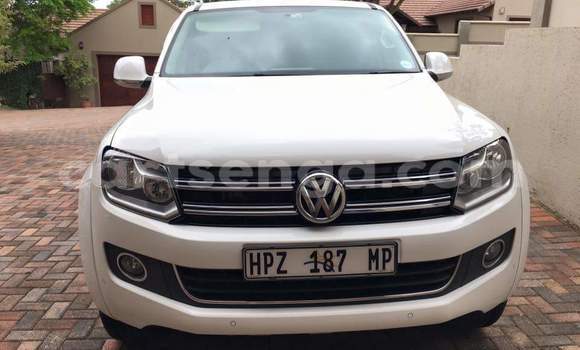 Buy Used Volkswagen Amarok White Car in Mbabane in Manzini Buy Used Volkswagen Amarok White Car in Mbabane in Manzini