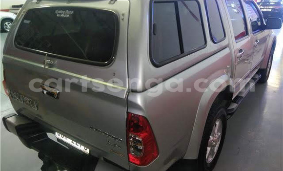 Acheter Occasion Voiture Isuzu KB Gris à Ezulwini, Hhohho Acheter Occasion Voiture Isuzu KB Gris à Ezulwini, Hhohho