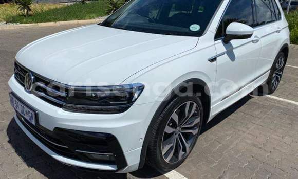 Acheter Occasion Voiture Volkswagen Tiguan Blanc à Manzini, Manzini Acheter Occasion Voiture Volkswagen Tiguan Blanc à Manzini, Manzini