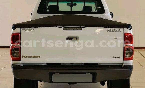 Buy Used Toyota Hilux White Car in Mbabane in Manzini Buy Used Toyota Hilux White Car in Mbabane in Manzini