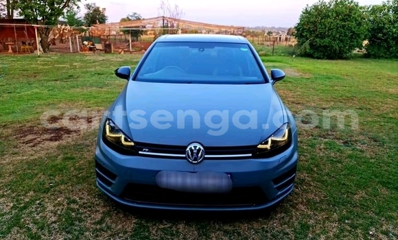Buy Used Volkswagen Golf R Blue Car in Mbabane in Manzini Buy Used Volkswagen Golf R Blue Car in Mbabane in Manzini