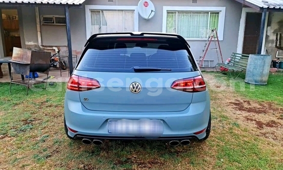 Buy Used Volkswagen Golf R Blue Car in Mbabane in Manzini Buy Used Volkswagen Golf R Blue Car in Mbabane in Manzini