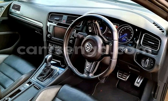 Buy Used Volkswagen Golf R Blue Car in Mbabane in Manzini Buy Used Volkswagen Golf R Blue Car in Mbabane in Manzini