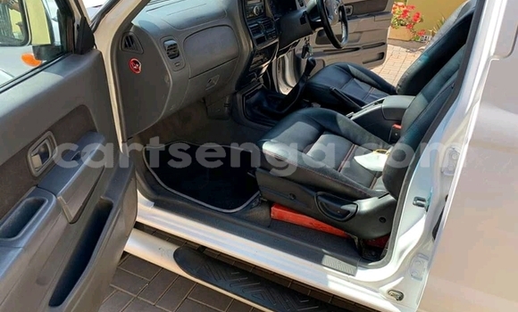 Buy Used Nissan NP 300 White Car in Mbabane in Manzini Buy Used Nissan NP 300 White Car in Mbabane in Manzini