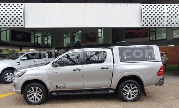 Buy Used Toyota Hilux Silver Car in Mbabane in Manzini Buy Used Toyota Hilux Silver Car in Mbabane in Manzini