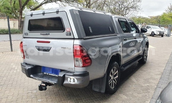Buy Used Toyota Hilux Silver Car in Mbabane in Manzini Buy Used Toyota Hilux Silver Car in Mbabane in Manzini