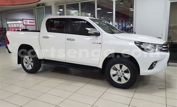 Buy Used Toyota Hilux White Car in Mbabane in Manzini Buy Used Toyota Hilux White Car in Mbabane in Manzini