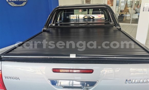 Buy Used Toyota Hilux White Car in Mbabane in Manzini Buy Used Toyota Hilux White Car in Mbabane in Manzini