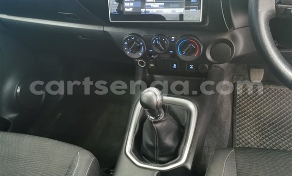 Buy Used Toyota Hilux White Car in Mbabane in Manzini Buy Used Toyota Hilux White Car in Mbabane in Manzini