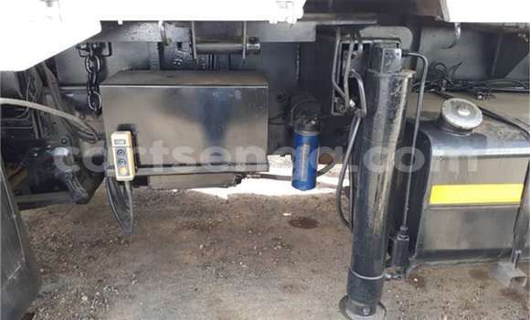 Buy Used Nissan UD White Truck in Mbabane in Manzini Buy Used Nissan UD White Truck in Mbabane in Manzini