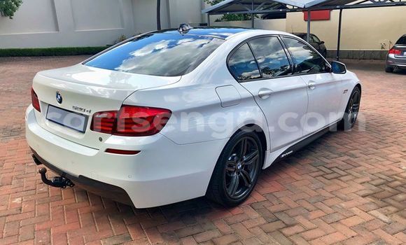 Nunua Ilio tumika BMW 5–Series White Gari ndani ya Mbabane nchini Manzini Nunua Ilio tumika BMW 5–Series White Gari ndani ya Mbabane nchini Manzini