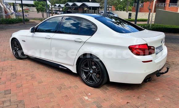 Nunua Ilio tumika BMW 5–Series White Gari ndani ya Mbabane nchini Manzini Nunua Ilio tumika BMW 5–Series White Gari ndani ya Mbabane nchini Manzini