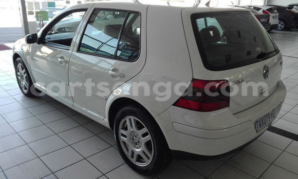 Acheter Occasion Voiture Volkswagen Golf Blanc à Ezulwini, Hhohho Acheter Occasion Voiture Volkswagen Golf Blanc à Ezulwini, Hhohho